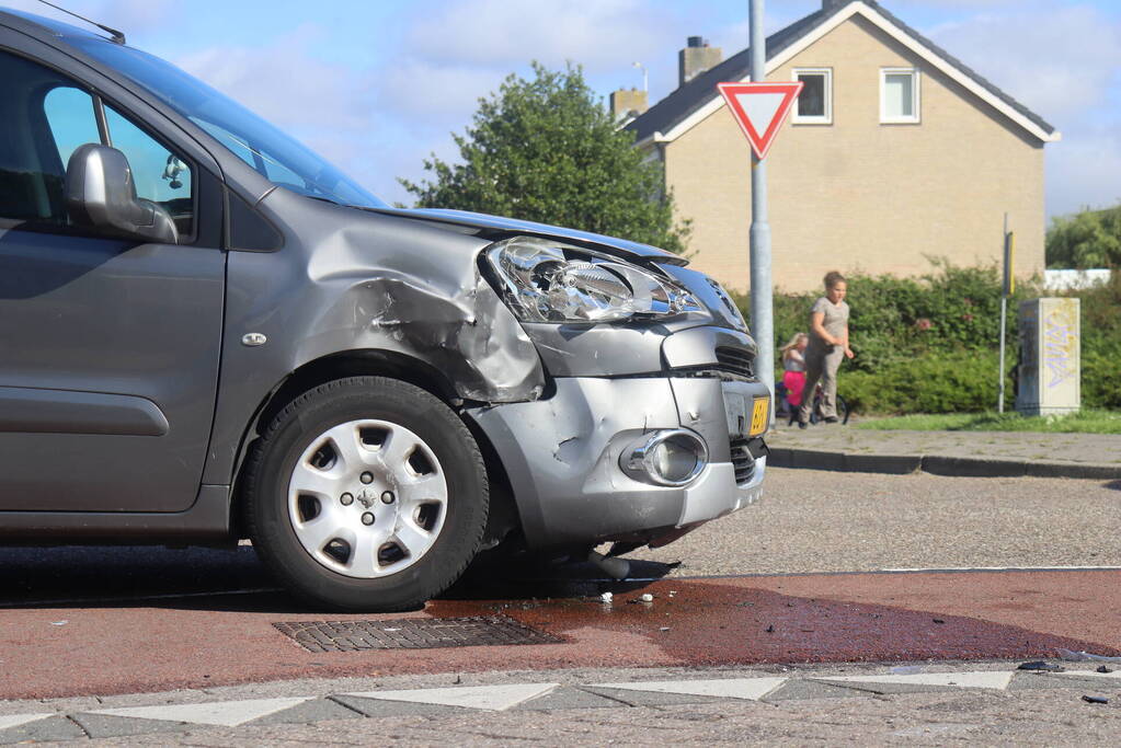 Schade bij aanrijding op kruising