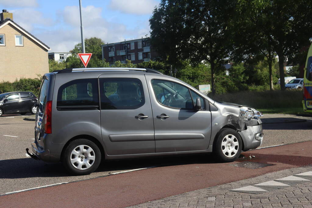 Schade bij aanrijding op kruising