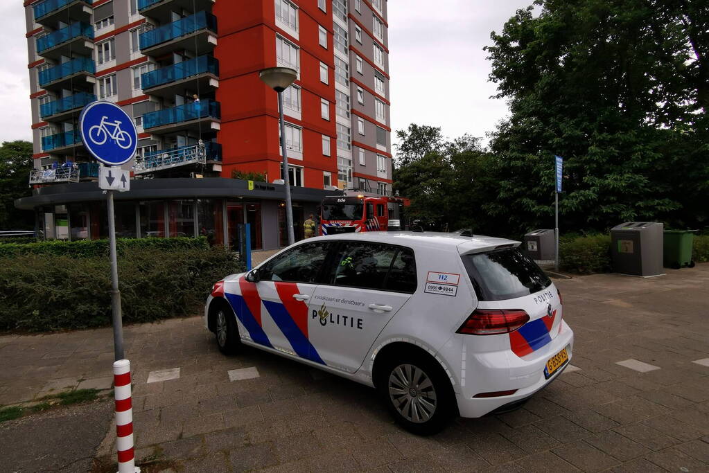 Rook in appartement door aangebrand broodje in magnetron