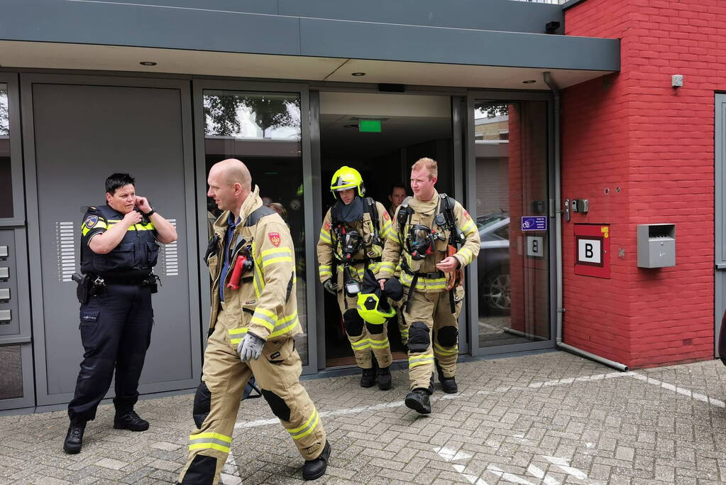 Rook in appartement door aangebrand broodje in magnetron