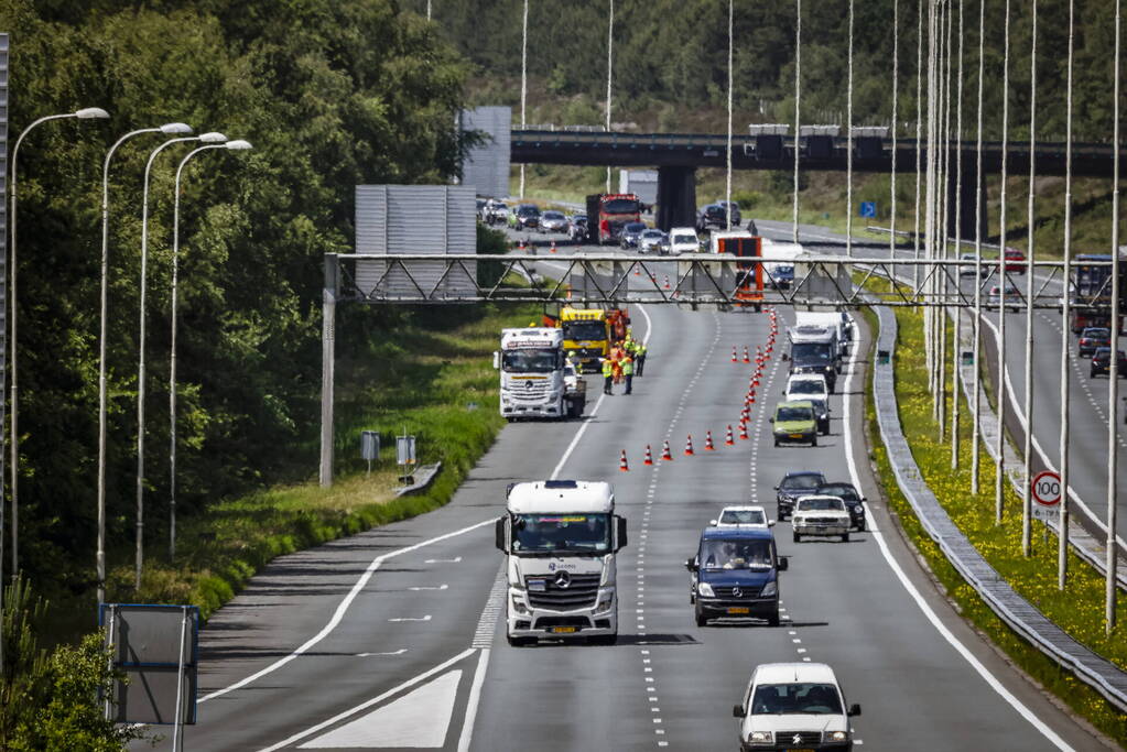 Snelweg dicht na zeer ernstig verkeersongeval