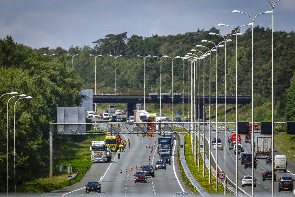 Snelweg dicht na zeer ernstig verkeersongeval