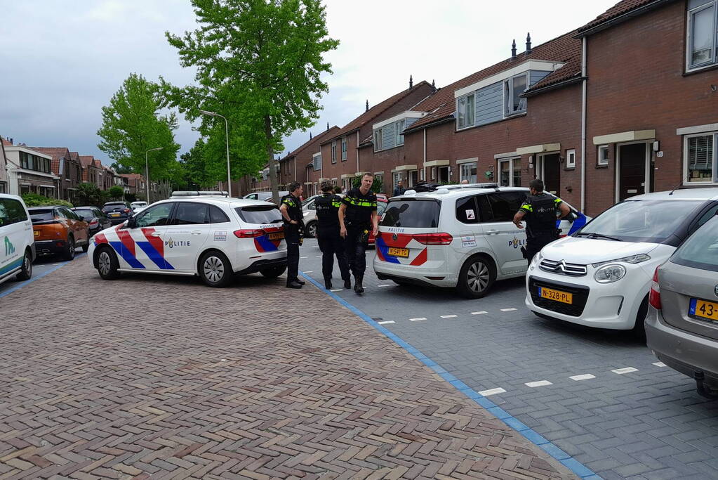 Straat afgezet na melding schietpartij