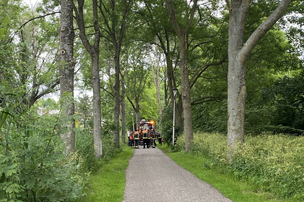 Zoekactie na gevonden fiets aan waterkant