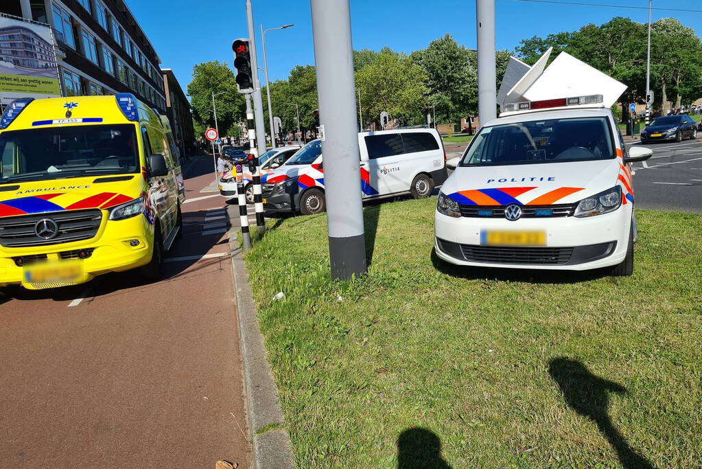 Scooterrijder gewond bij botsing met auto