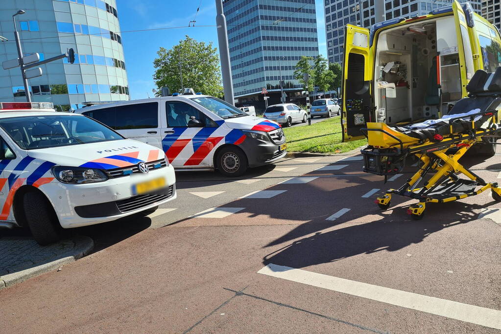 Scooterrijder gewond bij botsing met auto