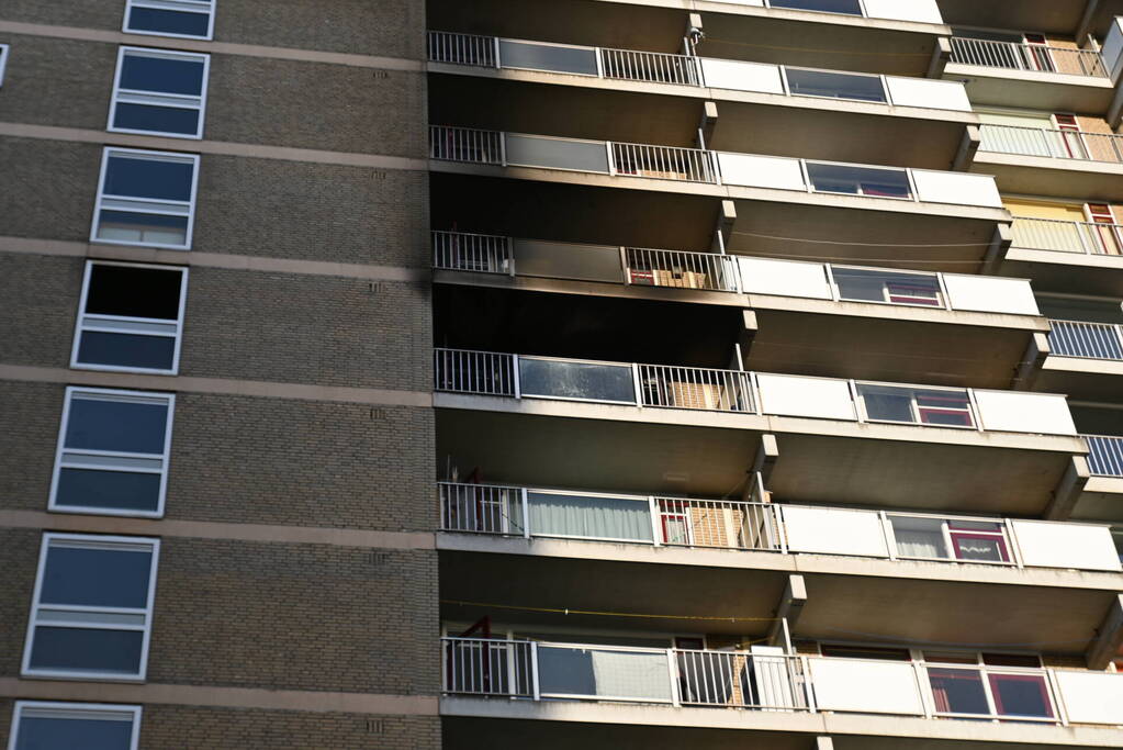 Flat ontruimd na zeer grote brand