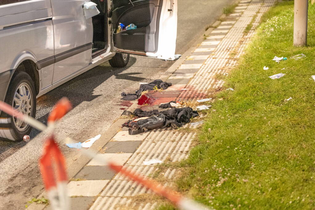 Zwaar gewonde bij steekpartij