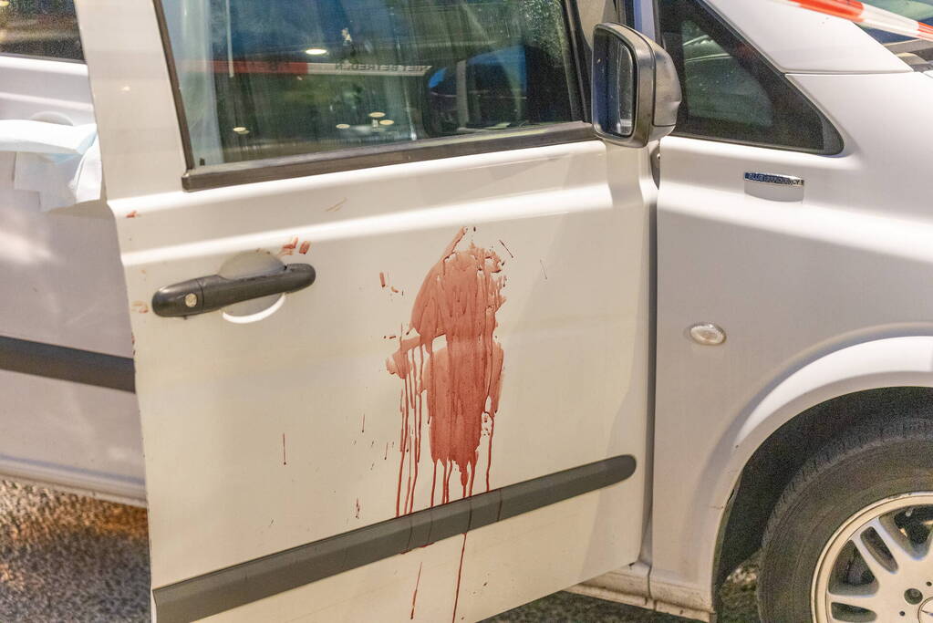 Zwaar gewonde bij steekpartij