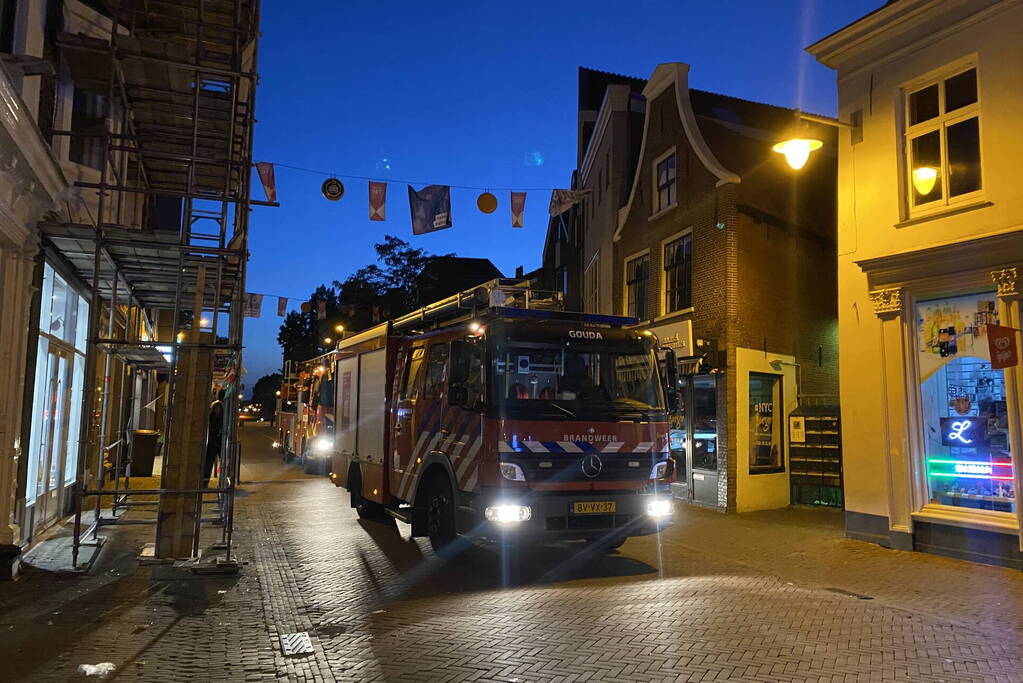 Politie neemt spullen in beslag na brandmelding