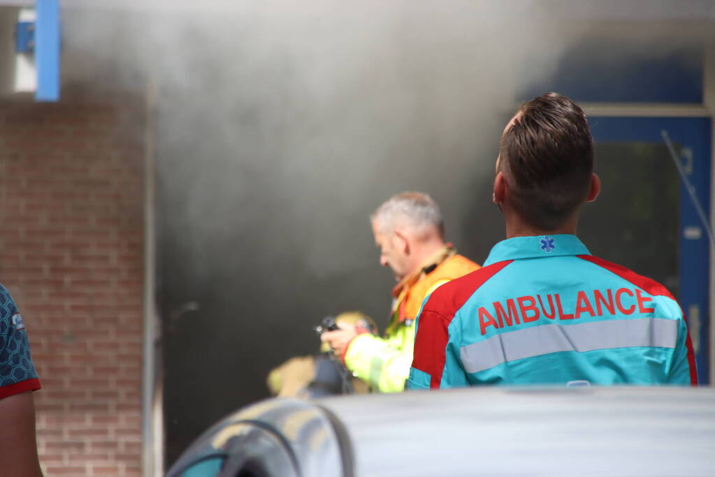 Flinke rookontwikkeling bij brand in flatgebouw