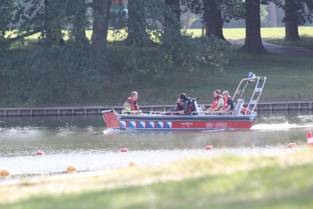 Grote zoekactie naar drenkeling in Hulsbeek Recreatiepark
