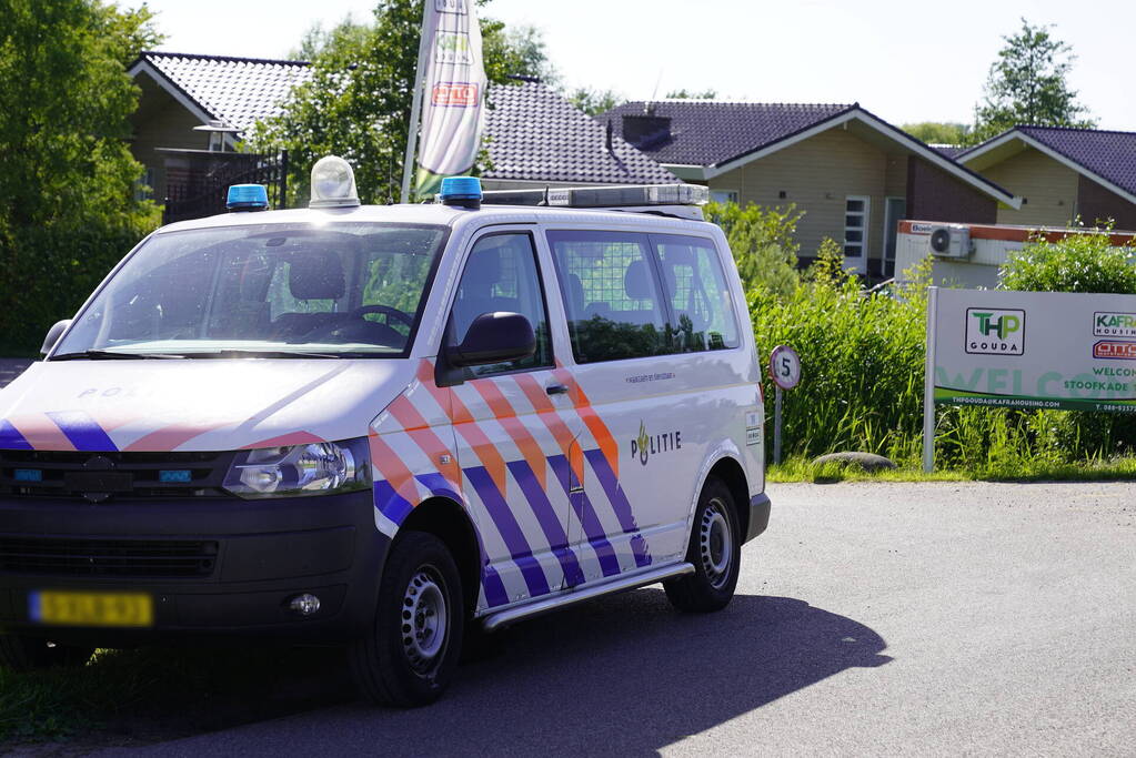 Politie doet onderzoek bij woning arbeidsmigranten