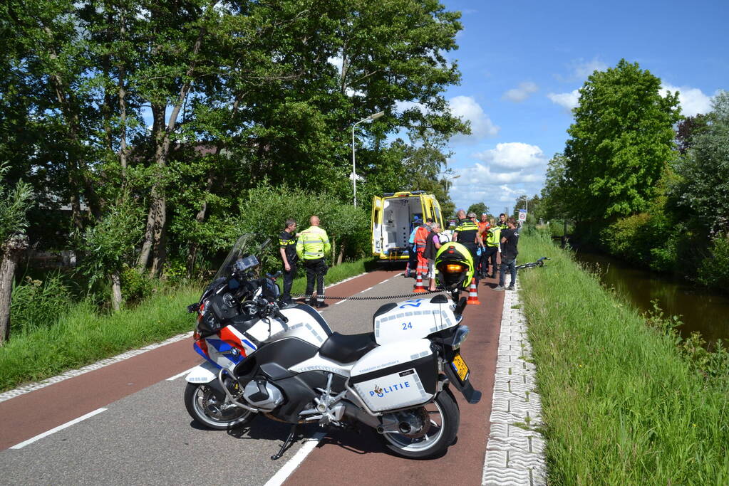 Moeder en kind ernstig gewond bij verkeersongeval
