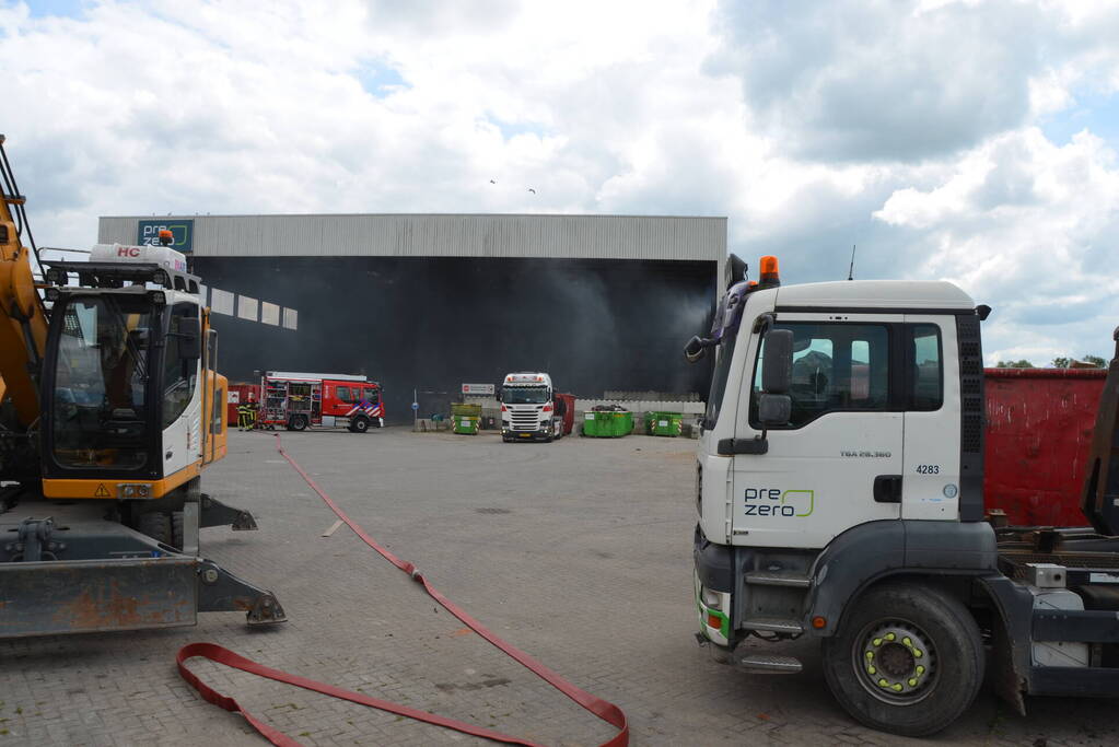 Flinke rook bij brand afvalverwerker Pre Zero