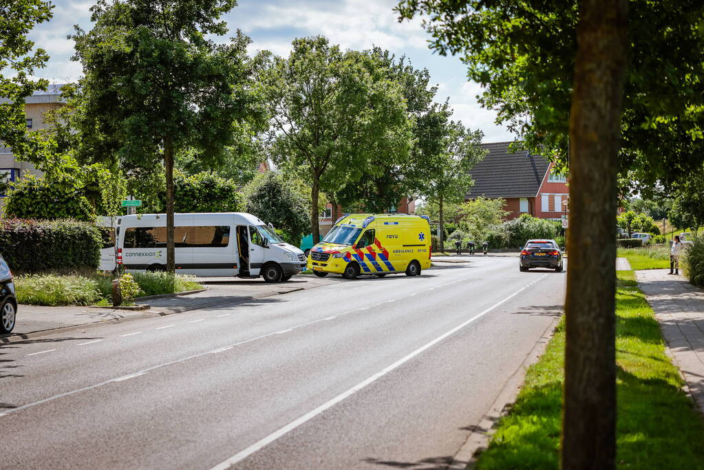 Traumahelikopter landt op voetbalveld ASC Nieuwland