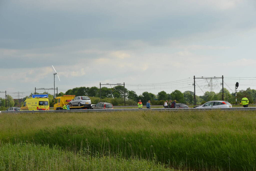 Drie auto's betrokken bij kettingbotsing