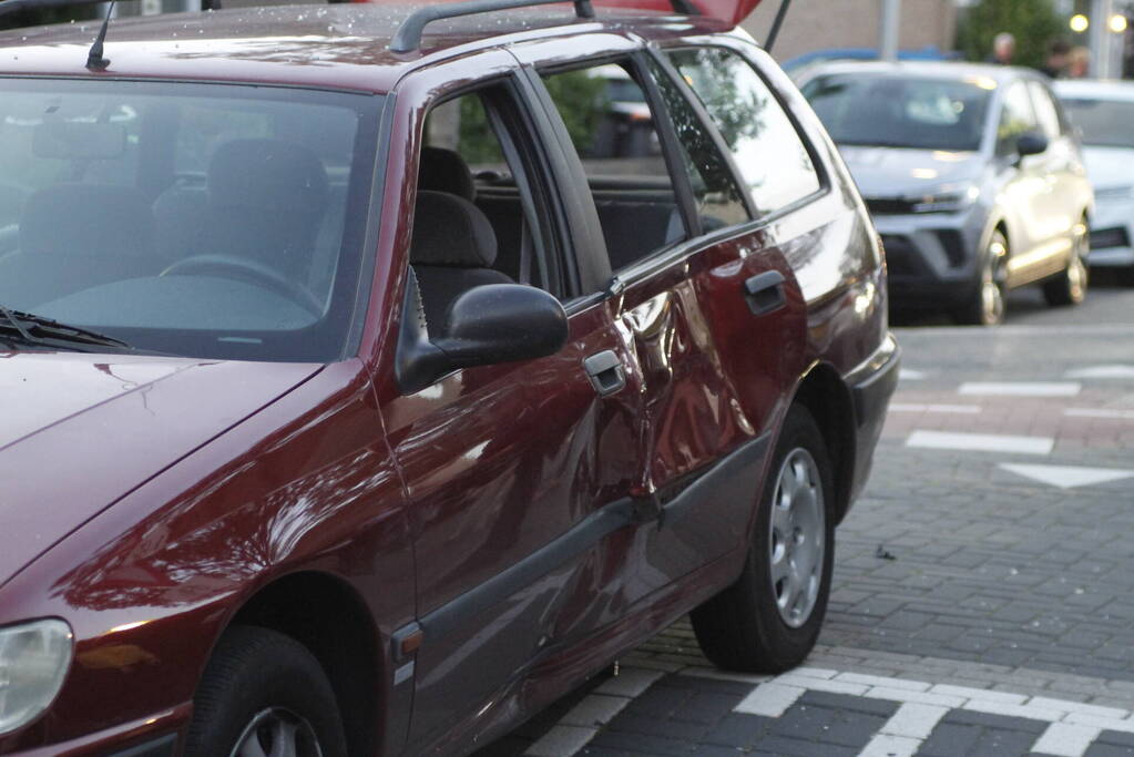 Scooterrijder gewond bij botsing met auto