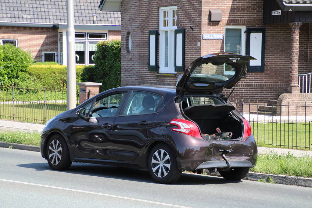 Meerdere auto's op elkaar gebotst