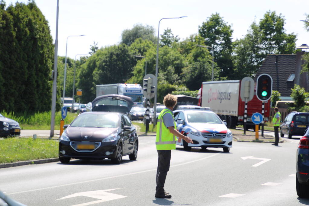 Meerdere auto's op elkaar gebotst