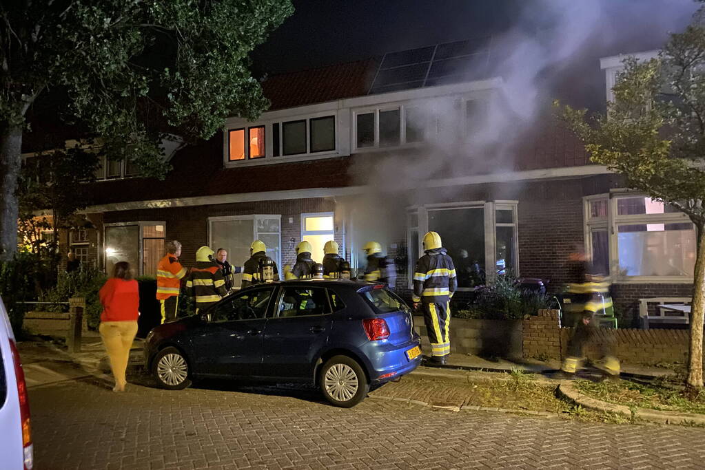 Huisdieren overleden en gewonden na fikse woningbrand