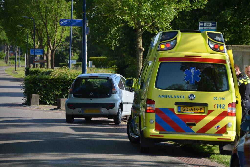 Fietser gewond bij botsing met auto