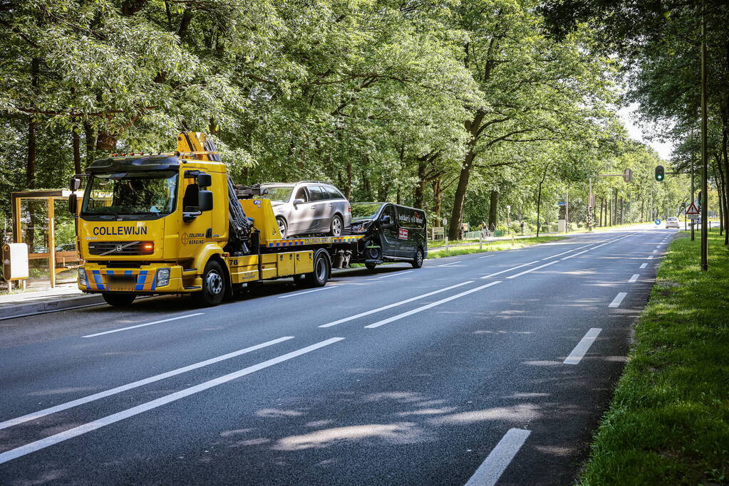 Schade na aanrijding bij stoplicht