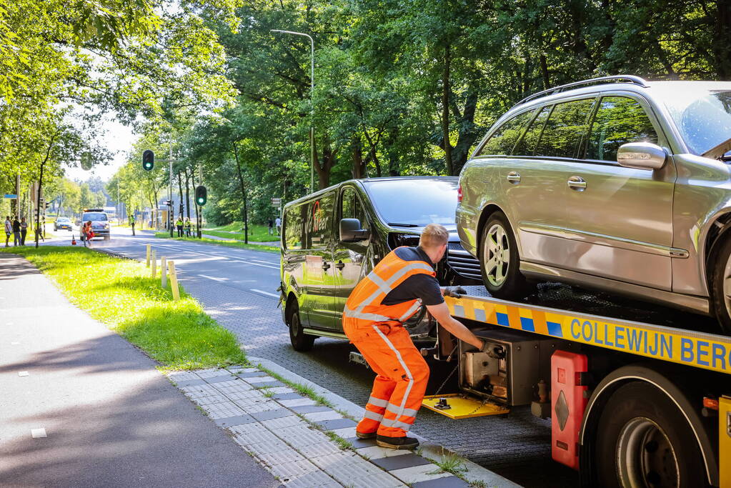 Schade na aanrijding bij stoplicht