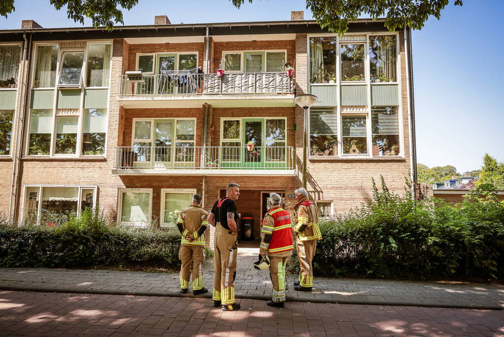Bewoners portiekflat onwel door vreemde lucht