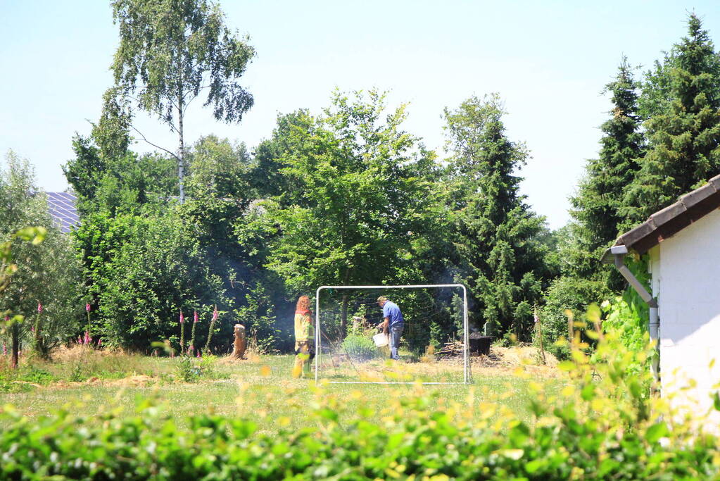 Veel rook bij verbranden van tuinafval