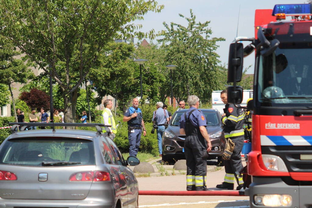 Veel rook bij brand in woning
