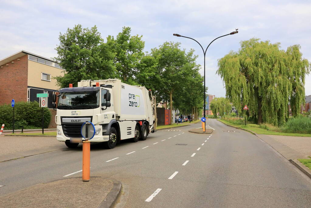 Scooterrijder met huftergedrag komt ten val
