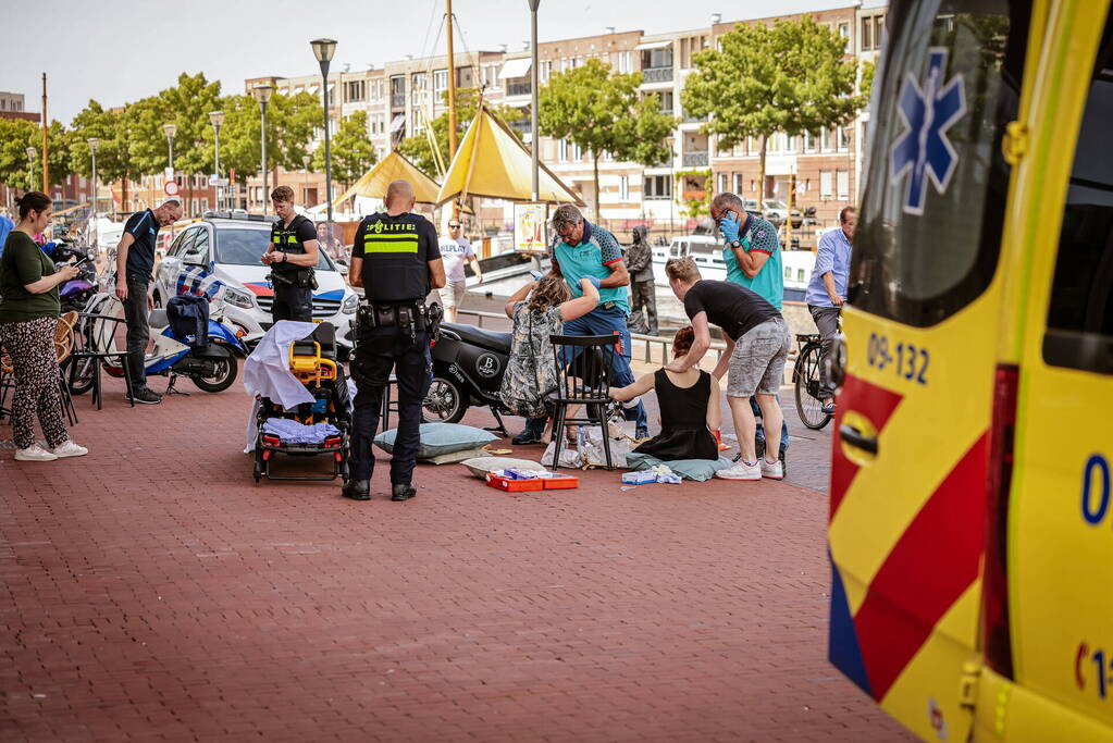 Drie personen gewond bij botsing