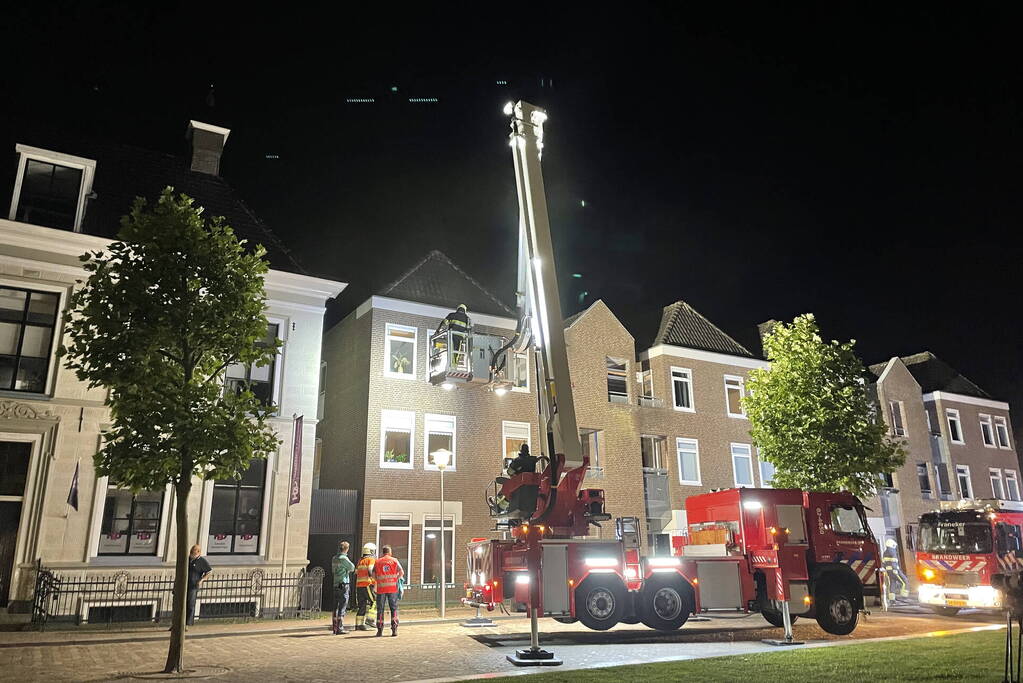 Forse rookontwikkeling bij brand in appartement