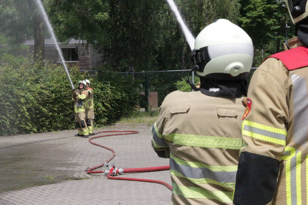Brandweer herdenkt omgekomen collega's