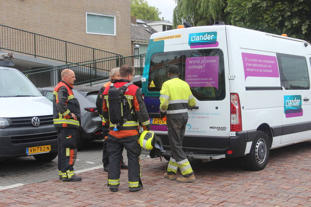 Brandweer doet onderzoek naar gaslucht