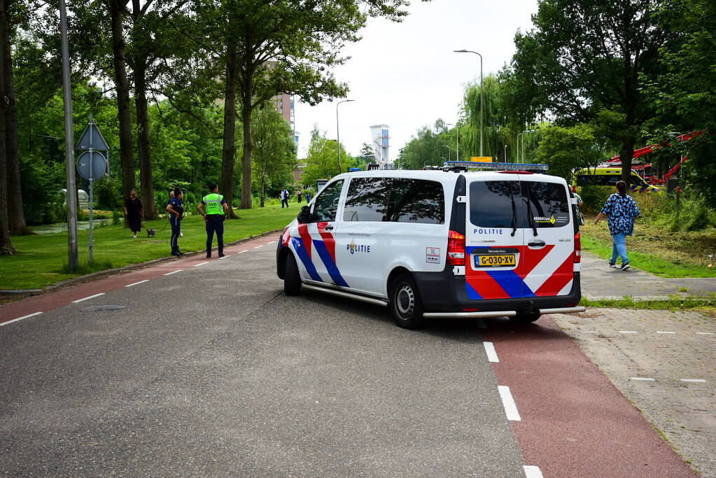 Twee woningen op 6e en 7e verdieping flatgebouw verwoest