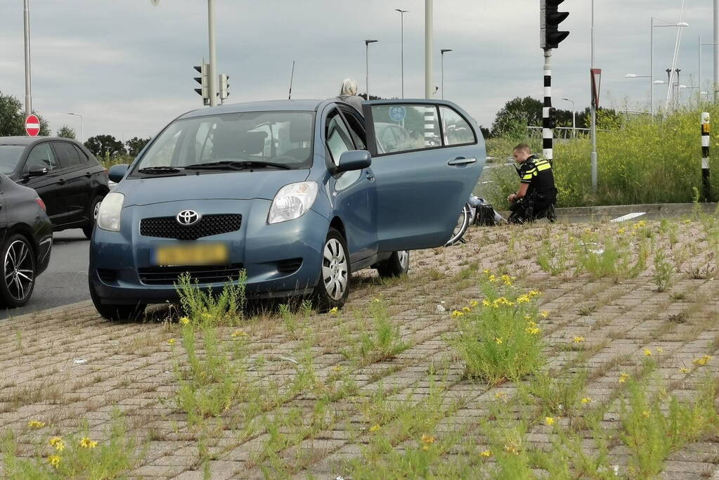 Overstekende fietser aangereden