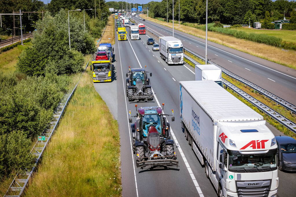 Boeren massaal onderweg naar Stroe