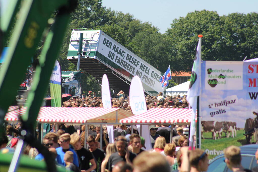 Massale opkomst bij landelijke protestdag agrarische sector