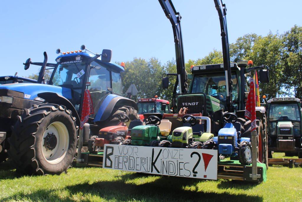 Massale opkomst bij landelijke protestdag agrarische sector