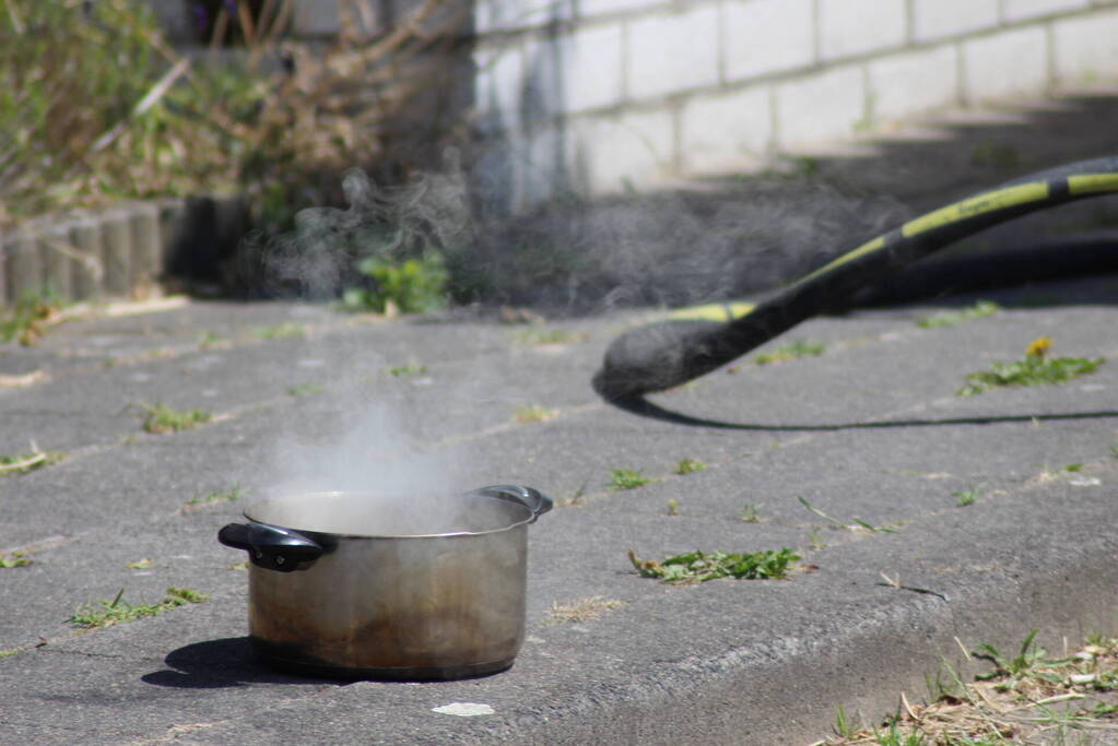 Woning vol rook door vergeten pan