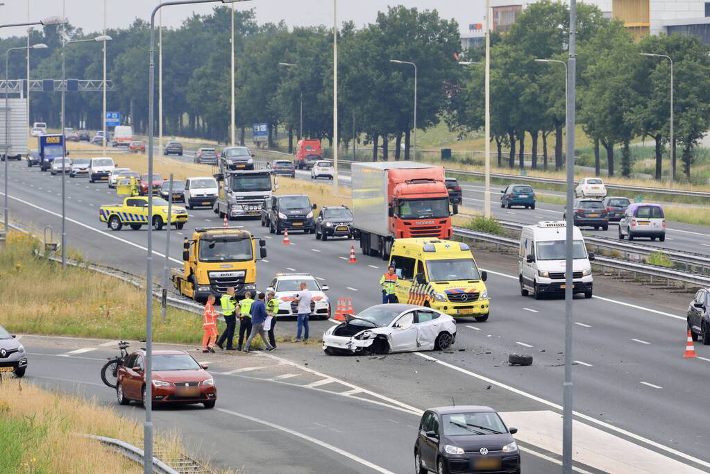 Tesla in de kreukels na botsing