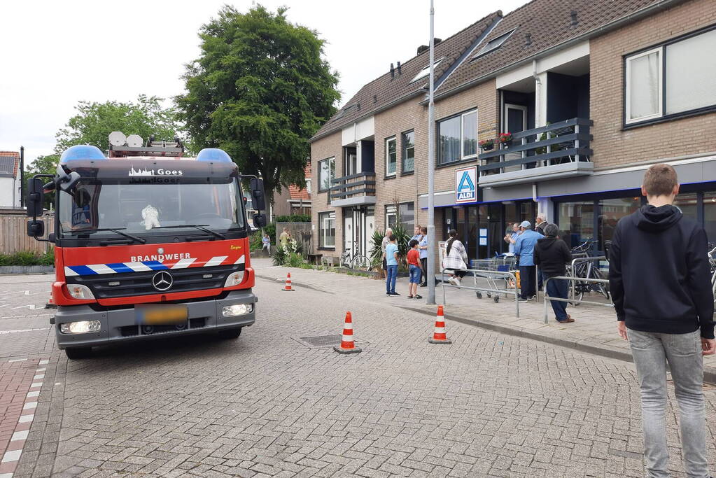 Supermarkt Aldi ontruimd vanwege koolstofmonoxide