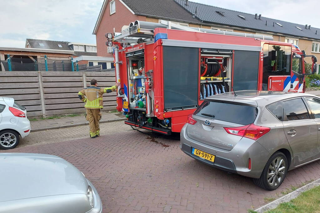 Brand in bijgebouw snel geblust