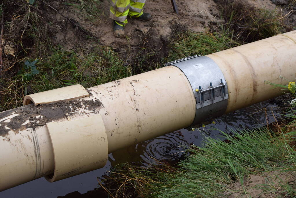 Reparatie werkzaamheden na grote lekkage in volle gang