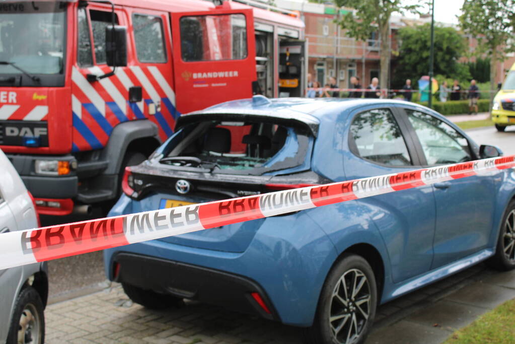 Windhoos richt grote schade aan, een dode