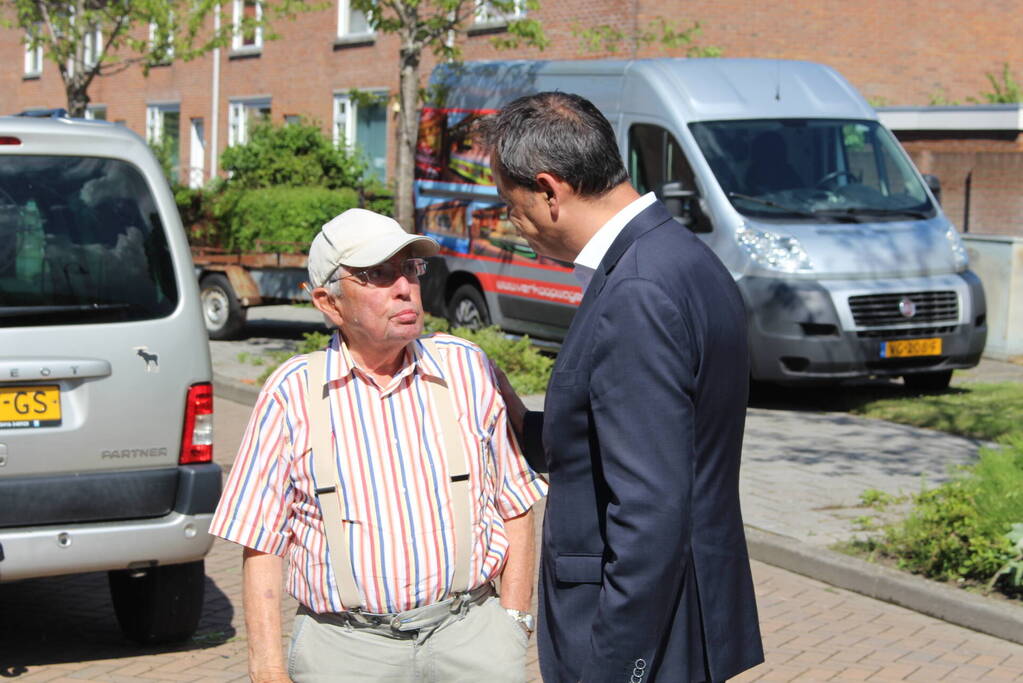 Windhoos richt grote schade aan, een dode