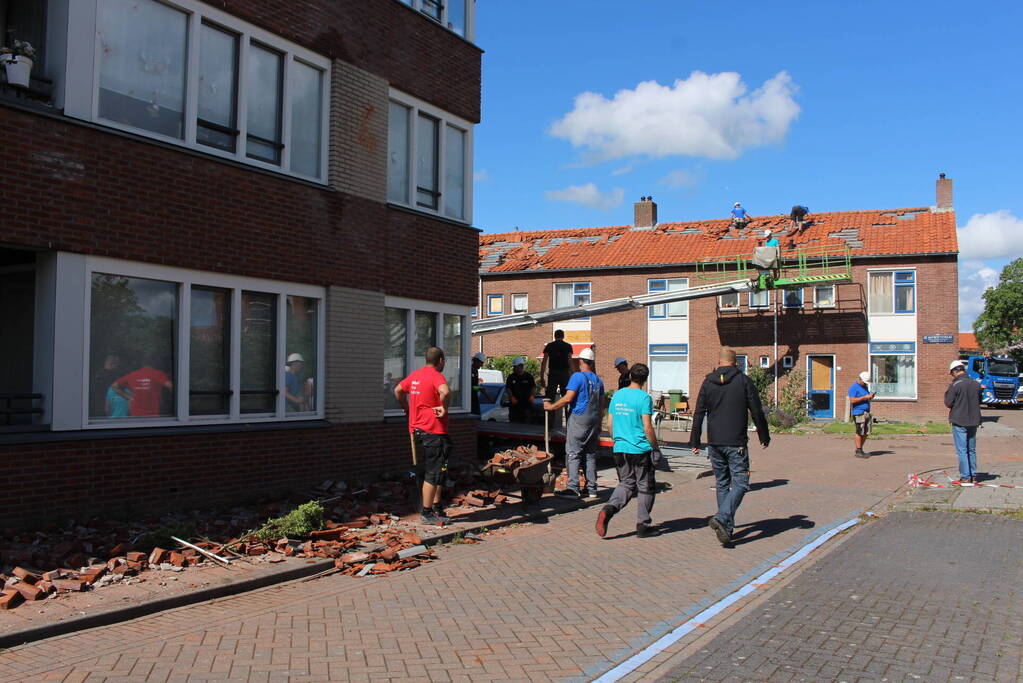 Windhoos richt grote schade aan, een dode