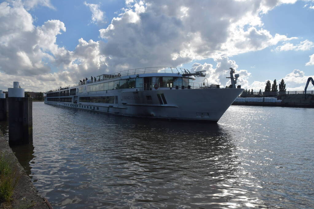 Asielboot 'Viking Legend' vervangt toeristenboot
